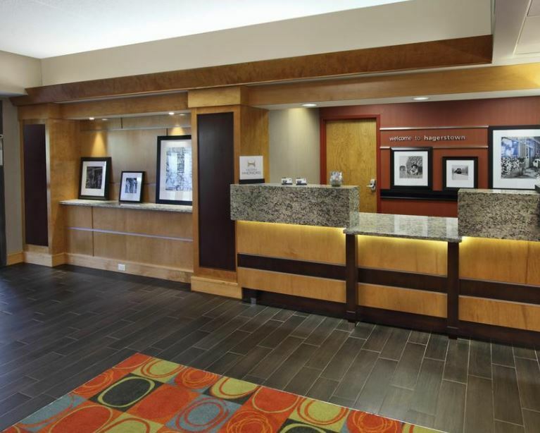 Hampton Inn Hagerstown-Maugansville エクステリア 写真