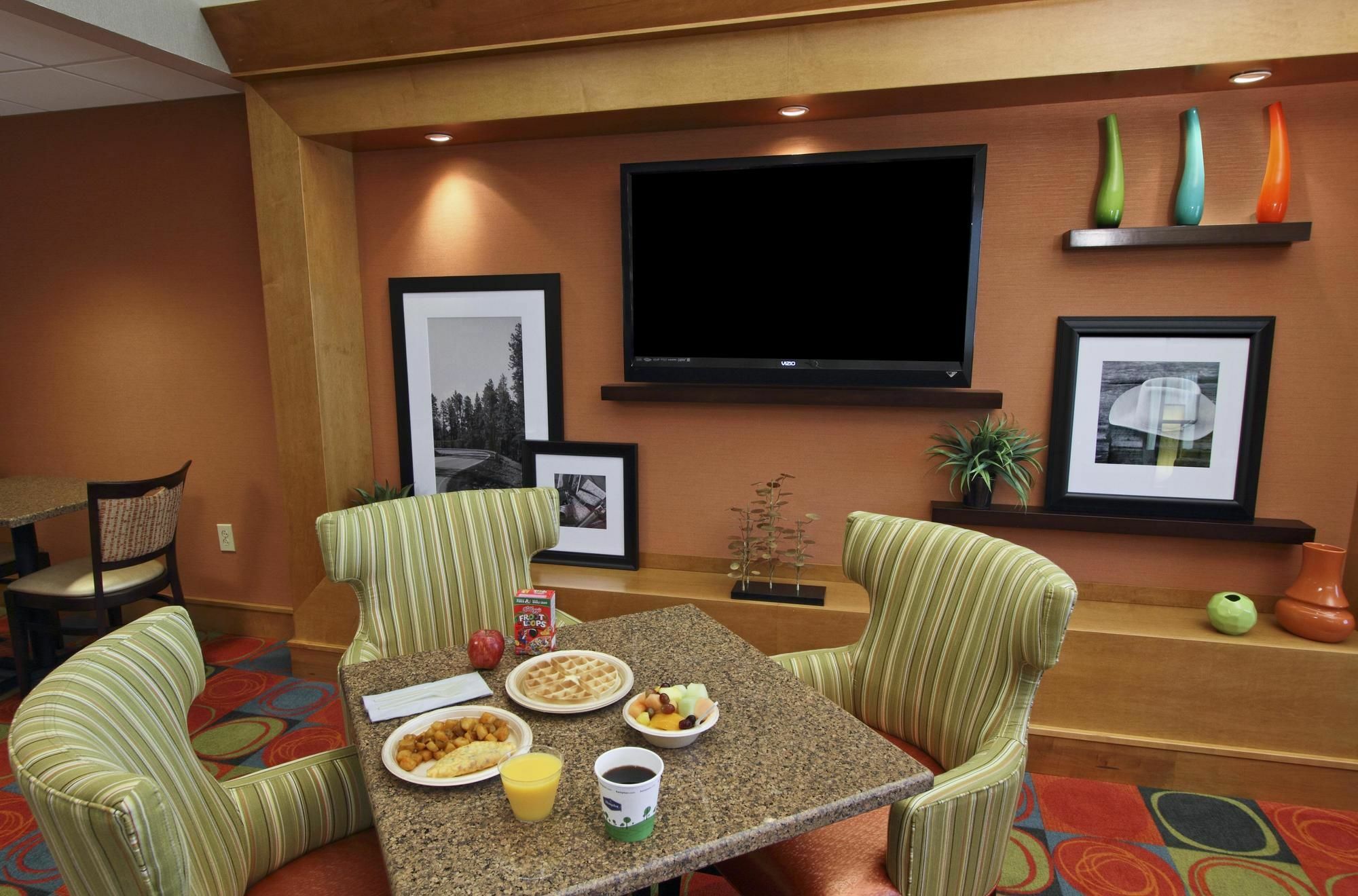 Hampton Inn Hagerstown-Maugansville エクステリア 写真